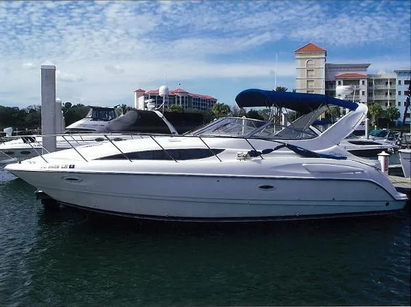 Slide: The Image of Bayliner 3055 2000 - 0
