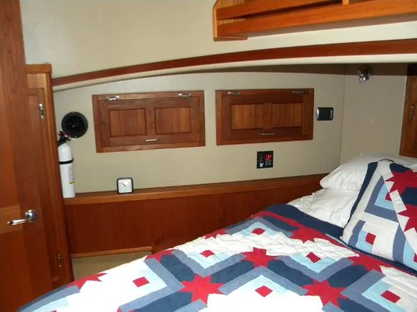 Slide: The Image of American Tug 34 2004 - 9
