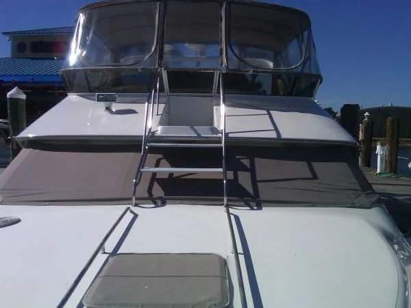 Slide: The Image of Sea Ray 440 Express Bridge Re-Power 2005 1997 - 11