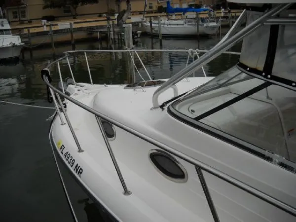 Slide: The Image of Seaswirl 3301 Walkaround O/B 2007 - 10