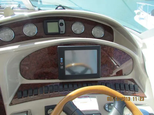 Slide: The Image of Sea Ray 390 Motor Yacht 2004 - 9
