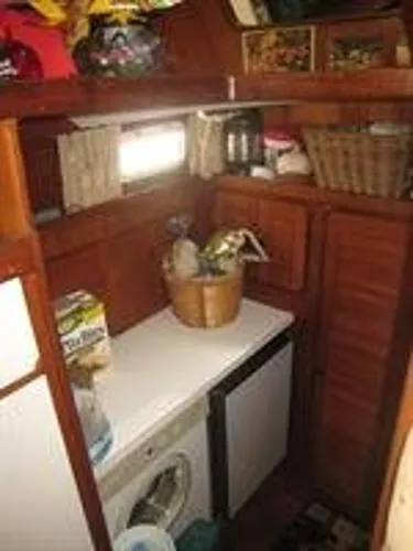Slide: The Image of Gulfstar 49 Motor Yacht 1984 - 5