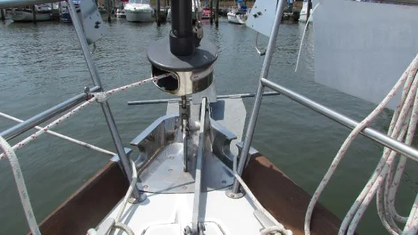 Slide: The Image of Bristol Sloop 1986 - 4