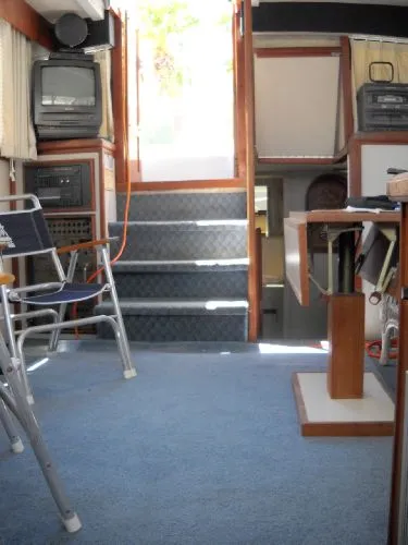 Slide: The Image of Carver Yachts 3207 Aft Cabin 1990 - 11