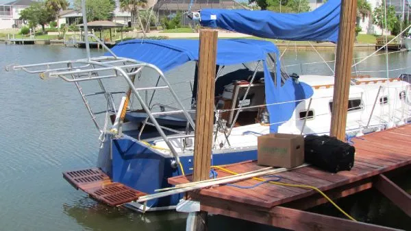 Slide: The Image of Soverel Sailboat 1979/2010 1979 - 8