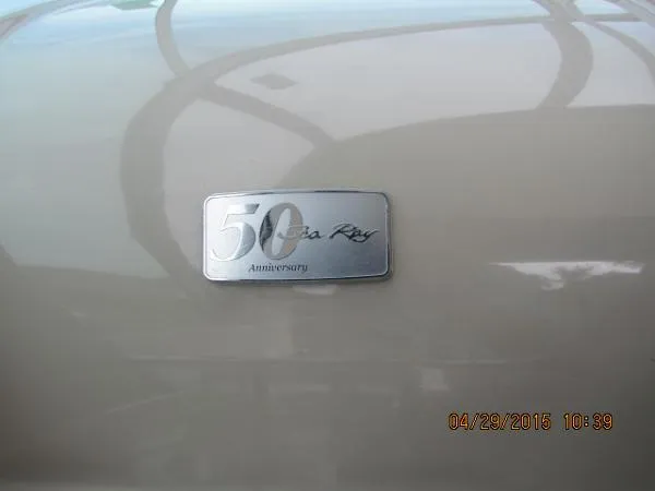 Slide: The Image of Sea Ray Sundancer 310 330 2009 - 1