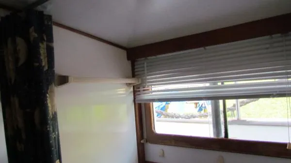 Slide: The Image of Albin Double Cabin MY 1990 - 6