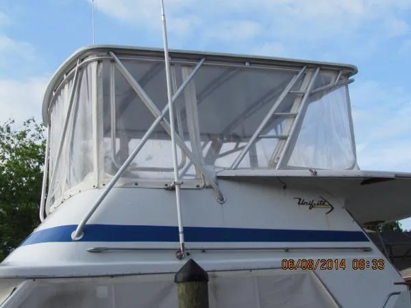 Slide: The Image of Uniflite Double Cabin 1981 - 4