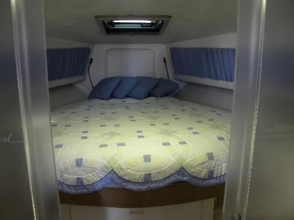 Slide: The Image of Chris-Craft 412 Amerosport 2005 Re-Fit 1988 - 9