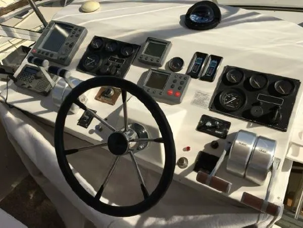 Slide: The Image of Navigator 5300 2000 - 7