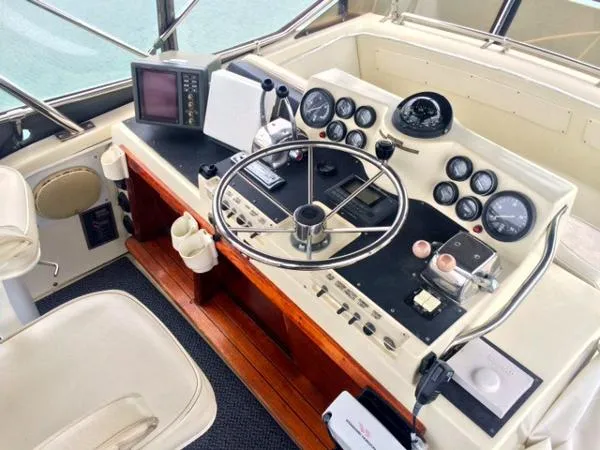 Slide: The Image of Viking 35 Convertible 1981 - 5