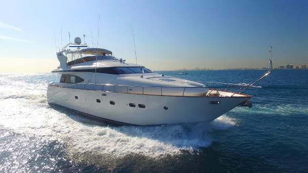 Slide: The Image of Maiora FIPA 20 Motor Yacht 1995 - 2