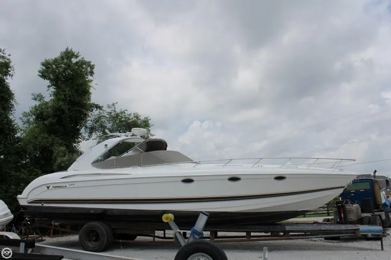 Slide: The Image of Formula 400 SS Cruiser 2001 - 1