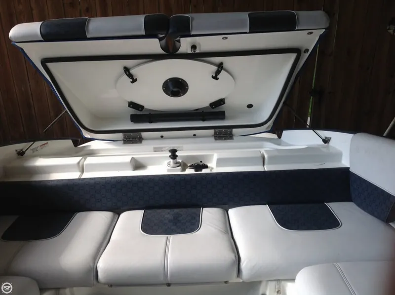 Slide: The Image of Sea-Doo 230 Challenger SE 2008 - 10