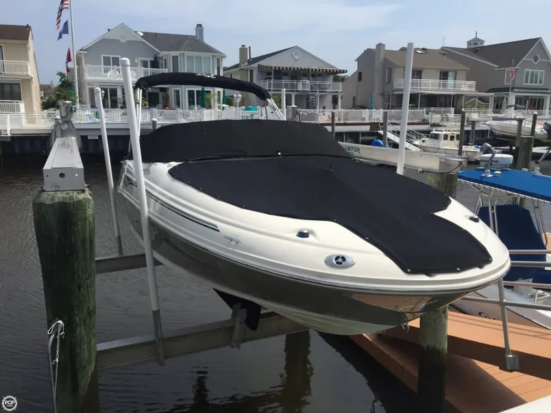 Slide: The Image of Sea Ray 200 Sundeck 2005 - 1