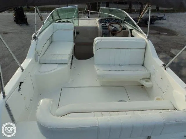 Slide: The Image of Sea Ray 250 Sundancer 1998 - 2