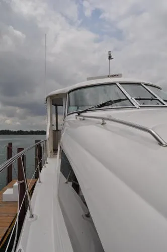 Slide: The Image of Sea Ray 390 Motor Yacht 2003 - 4