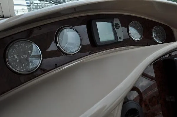 Slide: The Image of Sea Ray 390 Motor Yacht 2003 - 9