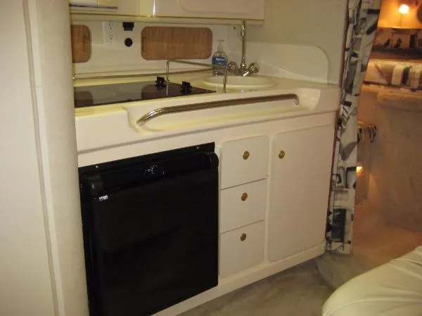 Slide: The Image of Sea Ray 290DA Sundancer 1997 - 6