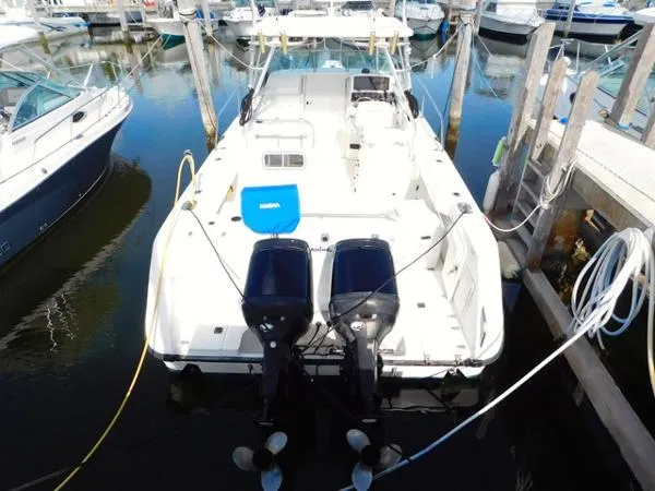 Slide: The Image of Boston Whaler 285 Conquest Walkaround 2000 - 8