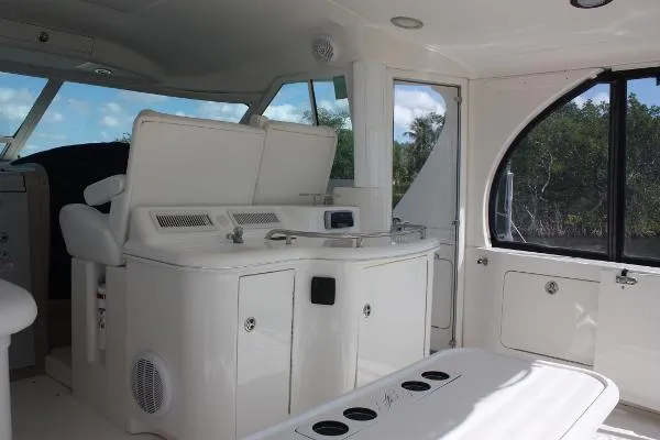 Slide: The Image of Sea Ray 480 Motor Yacht 2004 - 2