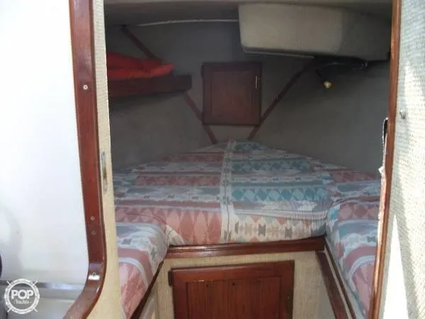 Slide: The Image of Bayliner 3270 Explorer 1982 - 4