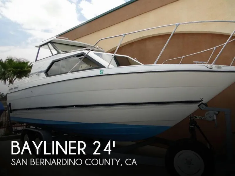 Slide: The Image of Bayliner 2452 Ciera Express 1998 - 0