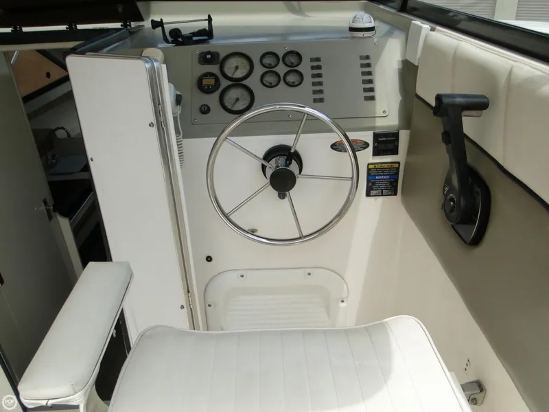Slide: The Image of Bayliner 2452 Ciera Express 1998 - 8