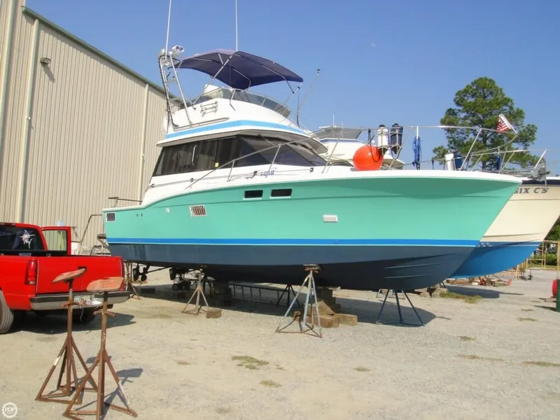 Slide: The Image of Trojan 32 F Sport Fisherman 1975 - 8
