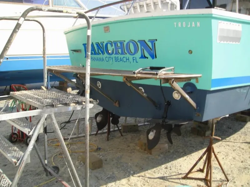 Slide: The Image of Trojan 32 F Sport Fisherman 1975 - 9