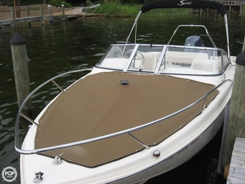 Slide: The Image of Scout 202 Dorado 2004 - 1