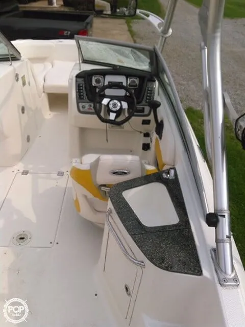 Slide: The Image of Chaparral 224 Sunesta Xtreme 2009 - 3