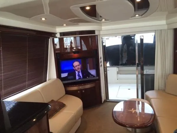 Slide: The Image of Sea Ray 580 Sedan Bridge - Certified Preowned 2011 - 10