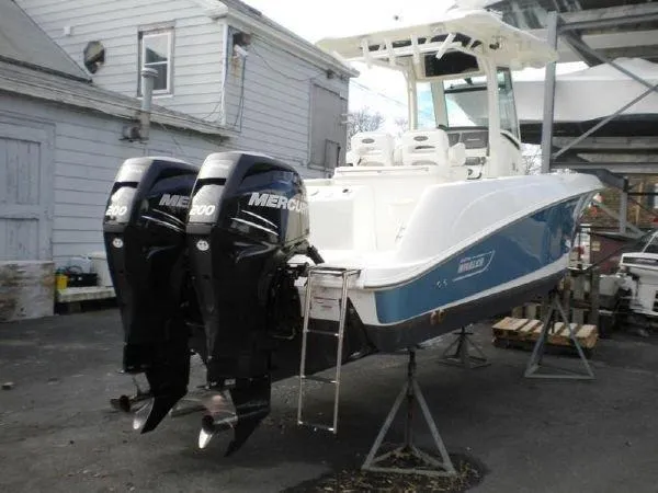 Slide: The Image of Boston Whaler 250 Outrage 2009 - 2