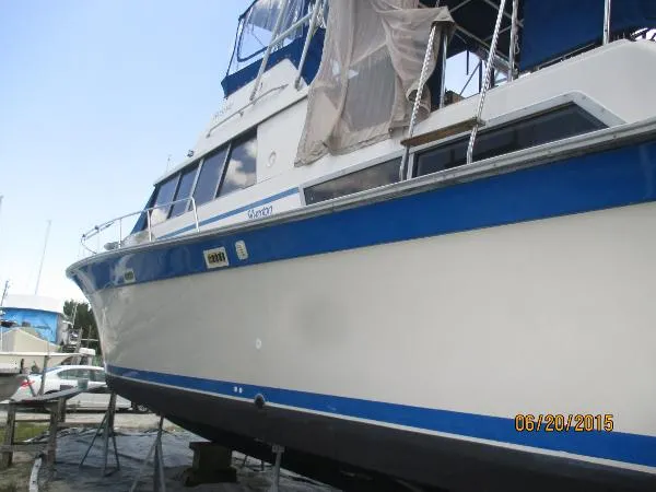 Slide: The Image of Silverton Aft Cabin Motor Yacht 1986 - 4