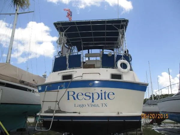 Slide: The Image of Silverton Aft Cabin Motor Yacht 1986 - 7