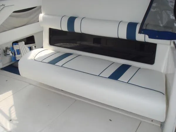 Slide: The Image of Sea Ray 370 Sundancer 1992 - 10