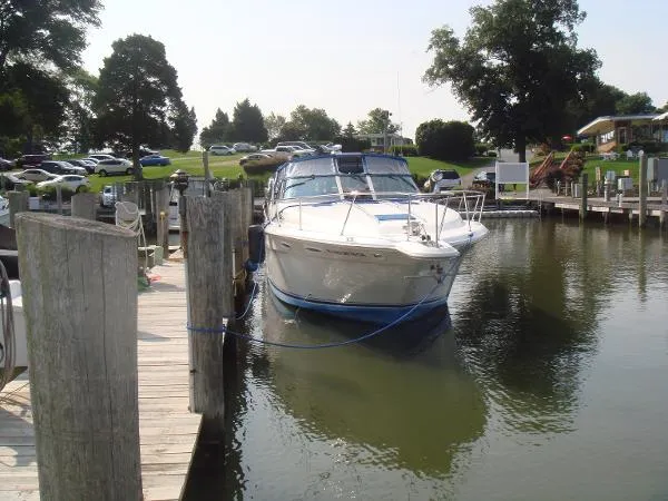 Slide: The Image of Sea Ray 370 Sundancer 1992 - 2