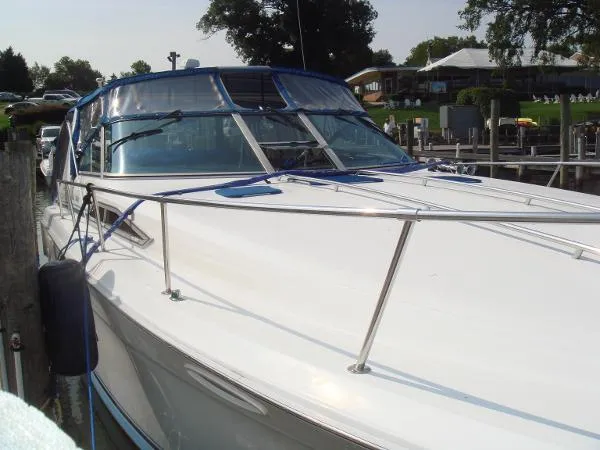 Slide: The Image of Sea Ray 370 Sundancer 1992 - 3