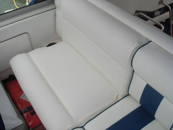 Slide: The Image of Sea Ray 370 Sundancer 1992 - 8