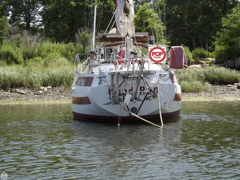 Slide: The Image of Endurance 37 Ketch 1980 - 4