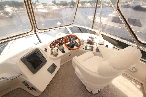 Slide: The Image of Sea Ray 400 Sedan Bridge 2003 - 11