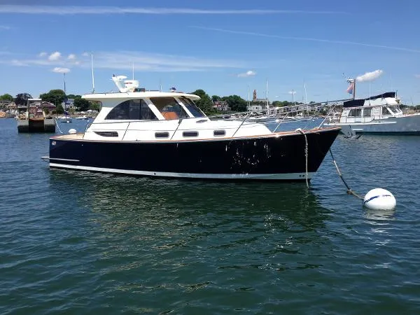 Slide: The Image of Legacy 32 Sedan 2007 - 0