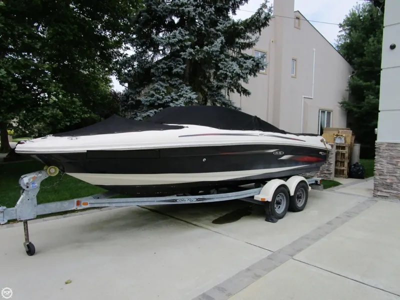 Slide: The Image of Sea Ray 205 Sport 2006 - 2