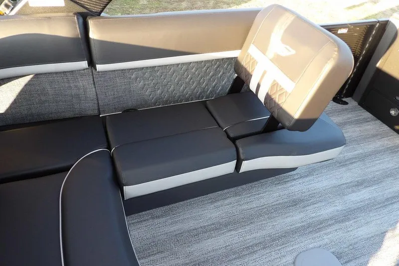 Slide: The Image of 2026 Bennington M Swingback 26 MSB interior seating with modern upholstery design. - 24