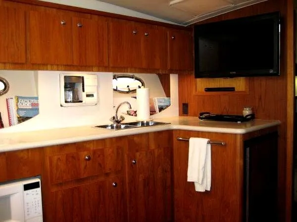 Slide: The Image of Tiara 3500 Express/Sovran 2001 - 10