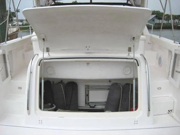 Slide: The Image of Tiara 3500 Express/Sovran 2001 - 3