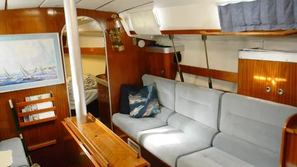 Slide: The Image of Beneteau 38 Moorings 1990 - 10