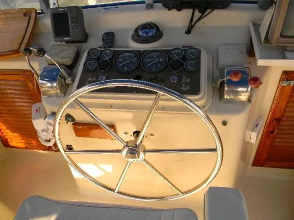 Slide: The Image of PT Motor Yacht 1988 - 9