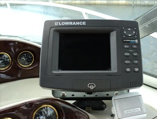 Slide: The Image of Rinker Fiesta Vee 340 2001 - 6